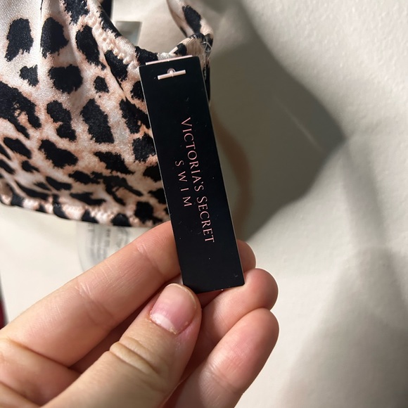 Victoria’s Secret swimwear BRA new LEOPARD - Picture 5 of 5